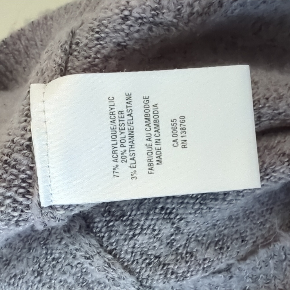 Sweater with star design - Picture 4 of 5